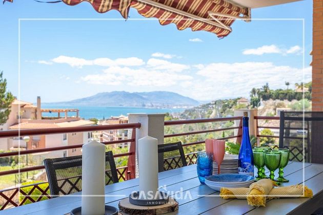 Foto 2 de Àtic en venda a El Candado - El Palo de 6 habitacions amb terrassa i piscina