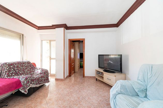 Foto 2 de Piso en venta en San Alberto - Tejar de Salyt de 3 habitaciones con terraza y ascensor