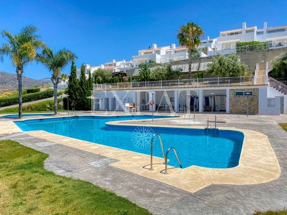 Foto 1 de Venta de casa en Algarrobo de 3 habitaciones con terraza y piscina