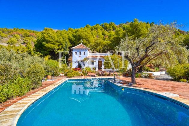 Foto 2 de Casa rural en venda a Cómpeta de 5 habitacions amb terrassa i piscina