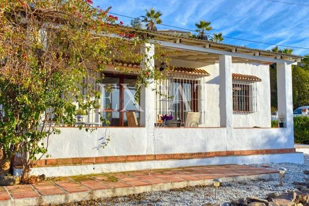 Foto 1 de Casa rural en venda a Arenas de 3 habitacions amb terrassa i piscina