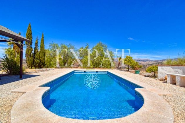 Foto 2 de Casa rural en venta en Almogía de 5 habitaciones con terraza y piscina