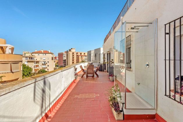 Foto 2 de Venta de ático en calle Marques de Salamanca de 2 habitaciones con terraza y aire acondicionado
