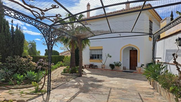 Foto 2 de Xalet en venda a Puerto de la Torre - Atabal de 5 habitacions amb terrassa i garatge