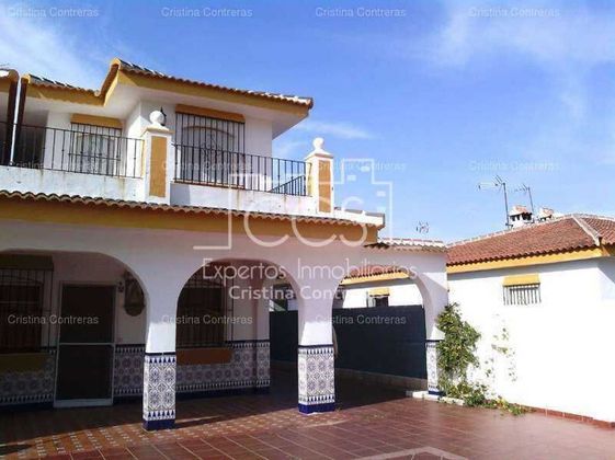 Foto 2 de Casa en venda a Matalascañas de 6 habitacions amb terrassa