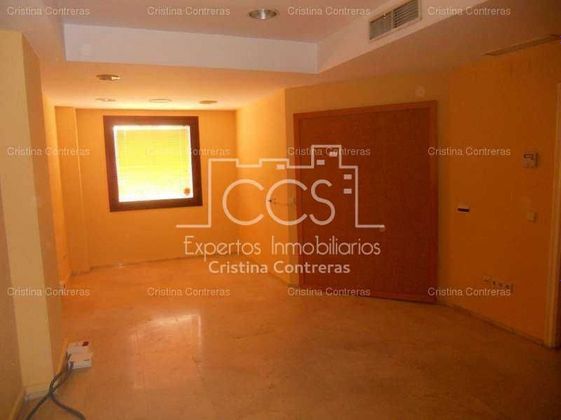 Foto 2 de Oficina en venda a La Calzada amb ascensor