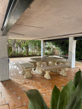 Foto 1 de Xalet en venda a La Raya de 5 habitacions amb terrassa i jardí