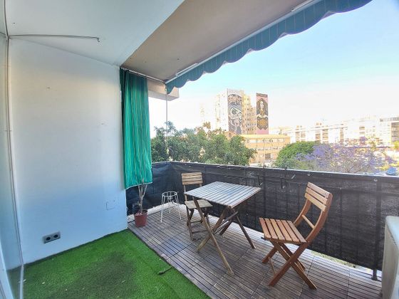 Foto 2 de Pis en venda a avenida De Manuel Agustín Heredia de 3 habitacions amb terrassa i aire acondicionat