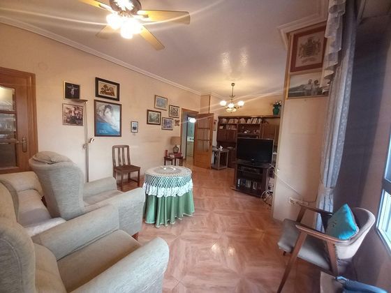 Foto 2 de Pis en lloguer a avenida General Primo de Rivera de 3 habitacions amb mobles i aire acondicionat