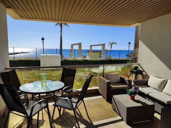 Foto 1 de Venta de piso en Puerto de la Duquesa de 2 habitaciones con terraza y piscina