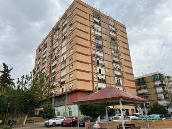 Foto 1 de Pis en venda a Barrio Alto de 3 habitacions amb terrassa i balcó