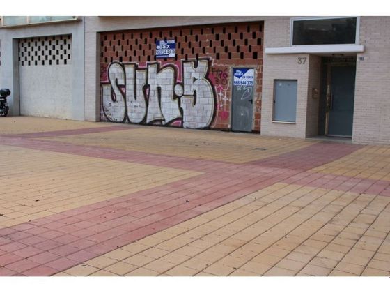 Foto 1 de Venta de local en avenida Príncipe de Asturias de 98 m²