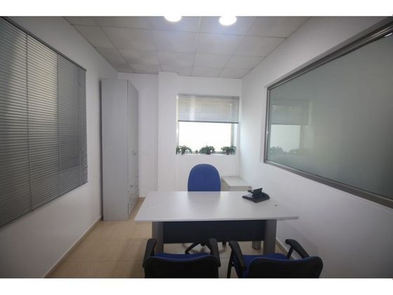 Foto 2 de Oficina en lloguer a calle Catedratico Fernando Piñuela amb aire acondicionat i calefacció