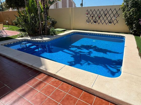 Foto 1 de Venta de casa en Arco Norte - Avda. España de 5 habitaciones con terraza y piscina