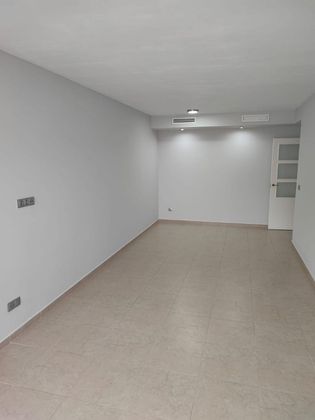 Foto 2 de Piso en venta en Arenal - La Pólvora de 2 habitaciones con garaje y aire acondicionado