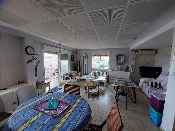 Foto 1 de Piso en alquiler en calle Cataluñya de 2 habitaciones con terraza y muebles