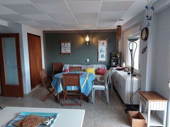 Foto 2 de Pis en lloguer a calle Cataluñya de 2 habitacions amb terrassa i mobles