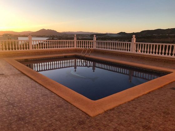 Foto 2 de Chalet en venta en Los Puertos de 8 habitaciones con terraza y piscina