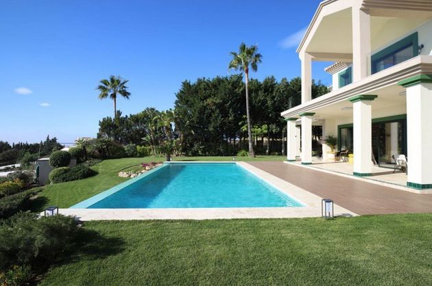 Foto 2 de Xalet en lloguer a El Padrón - El Velerín - Voladilla de 5 habitacions amb terrassa i piscina