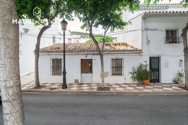 Foto 2 de Casa en venta en avenida Juan Luis Peralta de 3 habitaciones con jardín