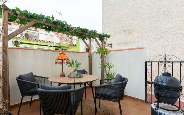 Foto 2 de Casa en venda a avenida De Benyamina de 3 habitacions amb terrassa i piscina