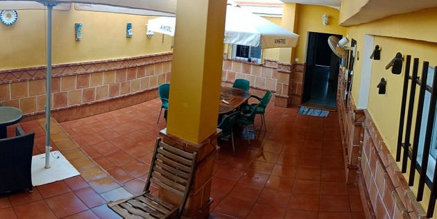 Foto 2 de Casa en venda a calle Colegio San Juan de 3 habitacions amb terrassa i aire acondicionat