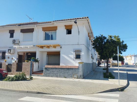 Foto 1 de Casa en venda a Huévar del Aljarafe de 3 habitacions i 65 m²