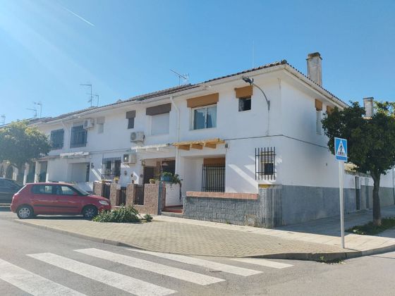 Foto 2 de Casa en venda a Huévar del Aljarafe de 3 habitacions i 65 m²