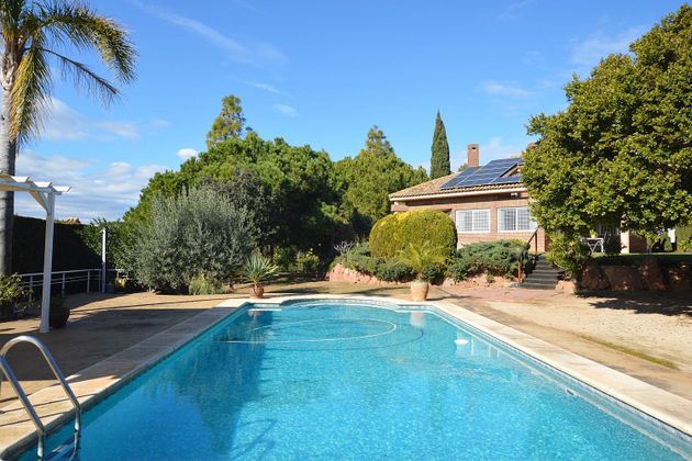 Foto 1 de Xalet en venda a Los Monasterios-Alfinach de 5 habitacions amb terrassa i piscina