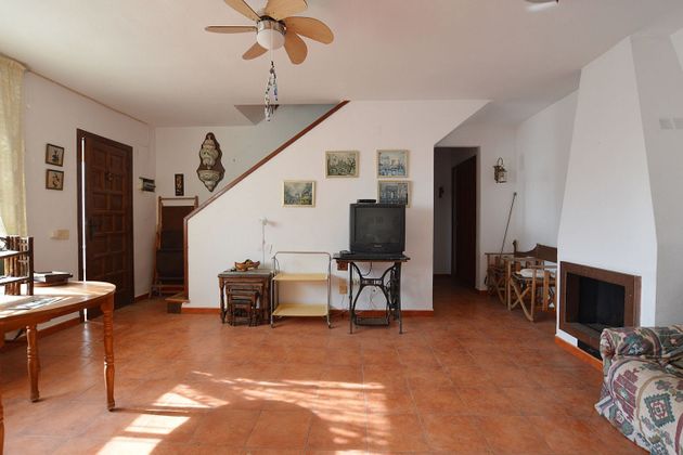 Foto 2 de Casa en venda a Los Monasterios-Alfinach de 3 habitacions amb terrassa i piscina