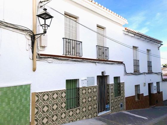Foto 1 de Casa adossada en venda a Álora de 3 habitacions amb terrassa i garatge