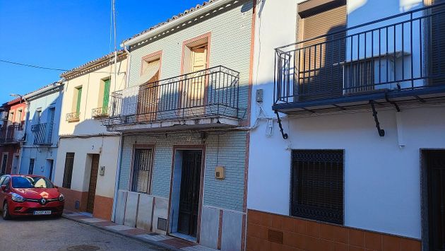Foto 1 de Casa adossada en venda a calle José Zamora de 5 habitacions amb terrassa i jardí