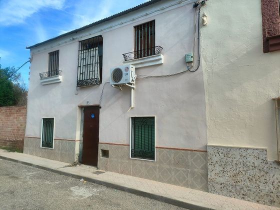 Foto 1 de Casa adossada en venda a calle José Torres Martínez de 3 habitacions amb terrassa i jardí