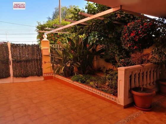 Foto 2 de Casa adossada en venda a Sollana de 3 habitacions amb terrassa i garatge