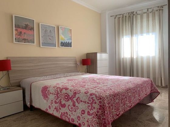 Foto 1 de Pis en lloguer a Bellavista de 3 habitacions amb terrassa i mobles