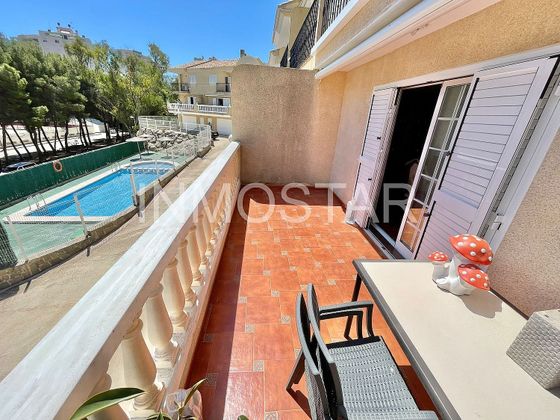 Foto 1 de Casa adossada en venda a avenida Racó de 3 habitacions amb terrassa i piscina