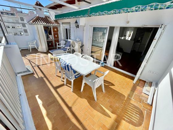 Foto 2 de Àtic en venda a calle Cabañal de 2 habitacions amb terrassa i aire acondicionat