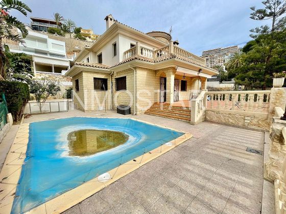 Foto 1 de Xalet en venda a urbanización Cap Blanc de 6 habitacions amb terrassa i piscina