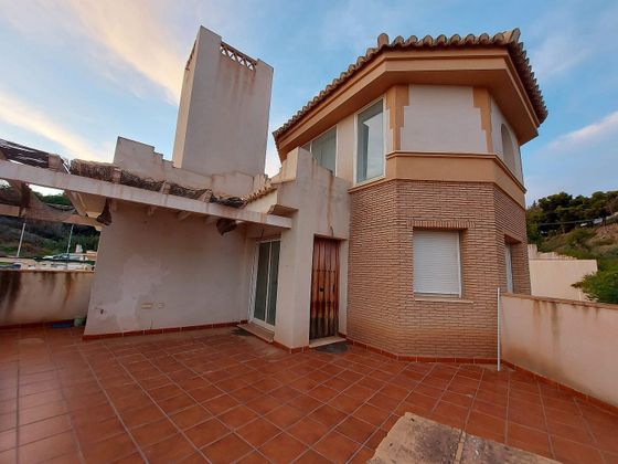 Foto 2 de Casa en venda a Salobreña de 2 habitacions amb piscina i calefacció