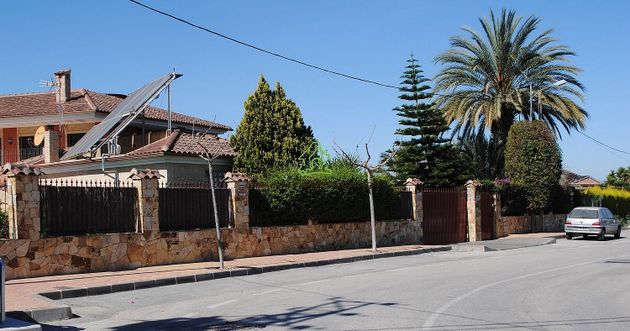 Foto 2 de Xalet en venda a calle De Los Leales de 6 habitacions amb terrassa i piscina