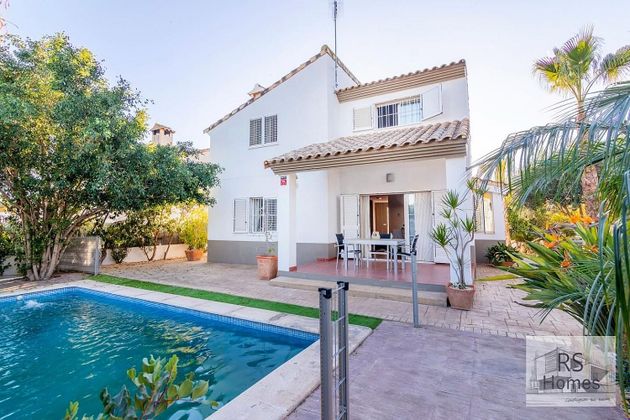 Foto 1 de Xalet en venda a Náquera de 4 habitacions amb terrassa i piscina