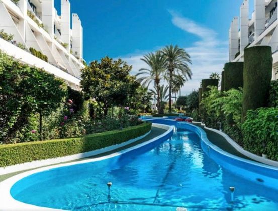 Foto 1 de Àtic en venda a Playa de la Fontanilla de 4 habitacions amb terrassa i piscina