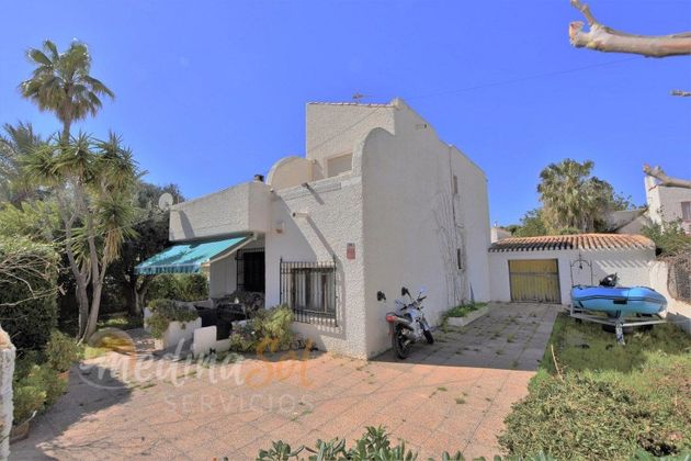 Foto 1 de Venta de chalet en Cabo de Palos de 4 habitaciones con terraza y garaje