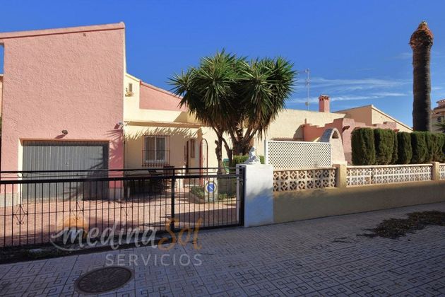 Foto 2 de Chalet en venta en Playa Honda - Playa Paraíso de 3 habitaciones con terraza y garaje