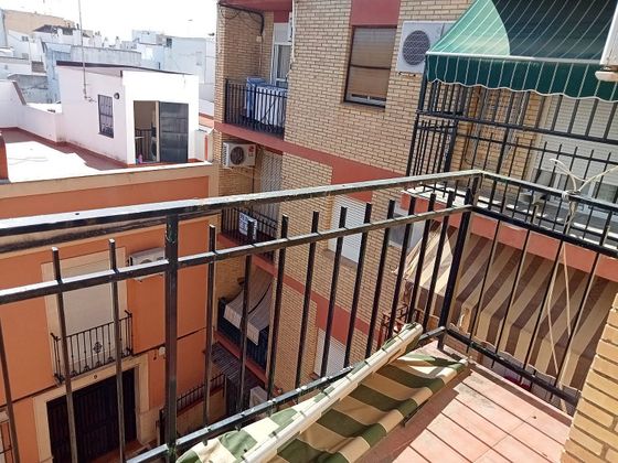 Foto 2 de Pis en venda a calle Panaderos de 3 habitacions amb terrassa