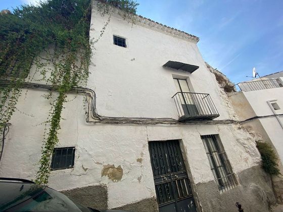 Foto 1 de Casa adossada en venda a calle Carnicerias de 3 habitacions i 100 m²