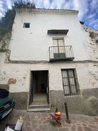 Foto 2 de Casa adossada en venda a calle Carnicerias de 3 habitacions i 100 m²