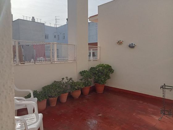 Foto 1 de Venta de piso en La Calzada de 3 habitaciones con terraza y aire acondicionado