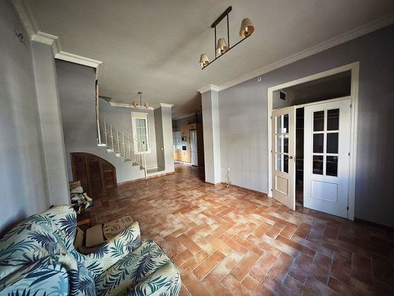 Foto 2 de Casa en venda a Bellavista de 3 habitacions amb balcó