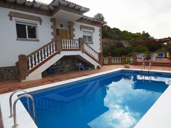 Foto 2 de Casa rural en venda a Frigiliana de 4 habitacions amb terrassa i piscina